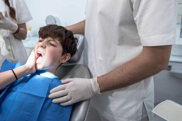 Best Emergency Dental Care for Broken or Chipped Teeth in Lake Helen, FL